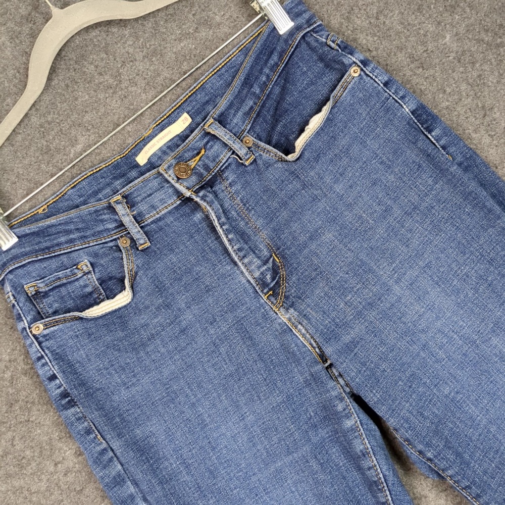 Levis Classic Straight Jeans Womens 28 Medium Wash Blue Denim Mid Rise Pants